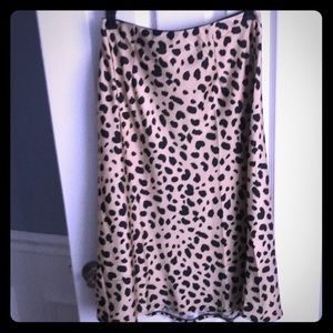 Leopard skirt NWOT